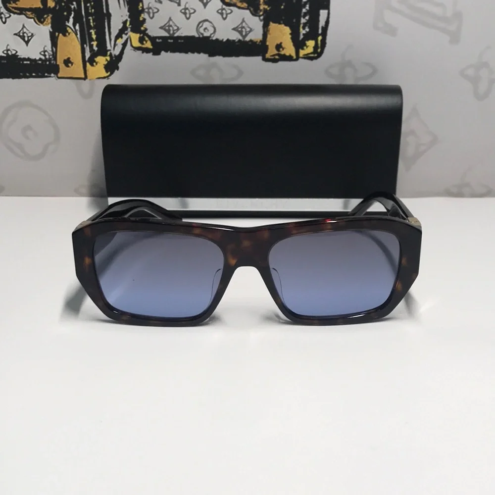 New Authentic Givenchy GV40036 U 52W Sunglasses – Havana/Blue